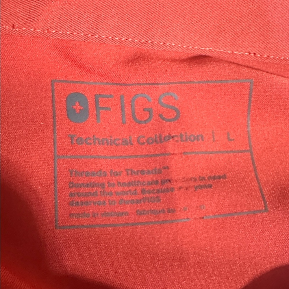 Figs Rafaela Oversized Scrub Top - Picture 2 of 6